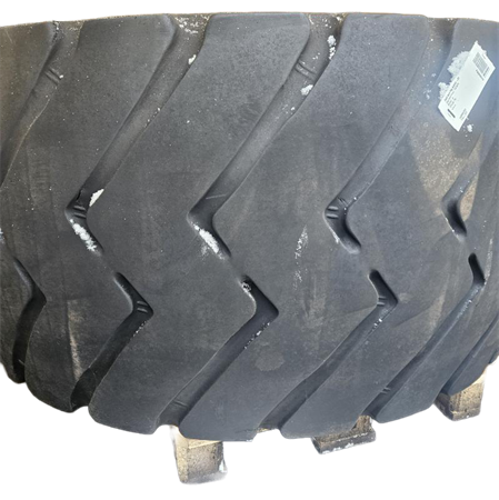 Däck med fälg 800/65 -29